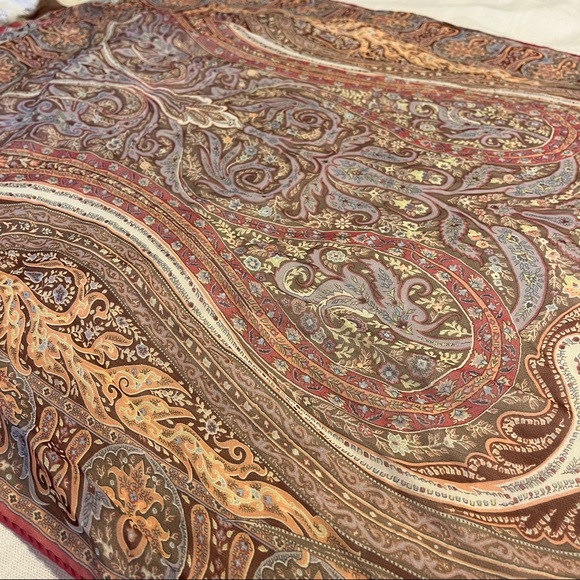 ETRO Paisley Long Scarf Pochette Wrap Multicolor Silk Lightweight 26”x64” Italy - Picture 7 of 12
